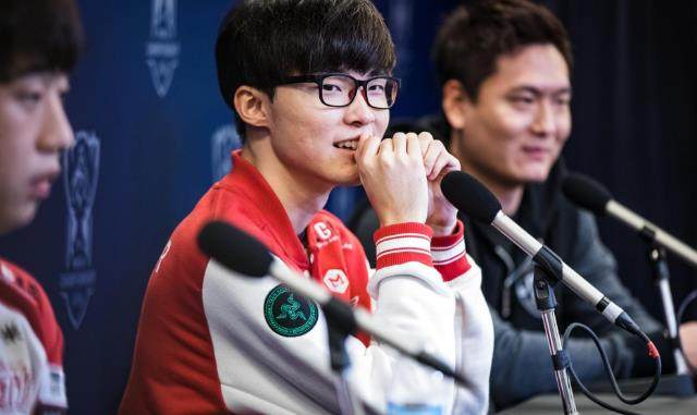 如今再次回 如今再次回